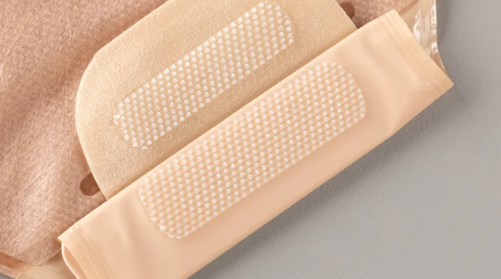 close-up of Invisiclose™ Clipless Tail Closure